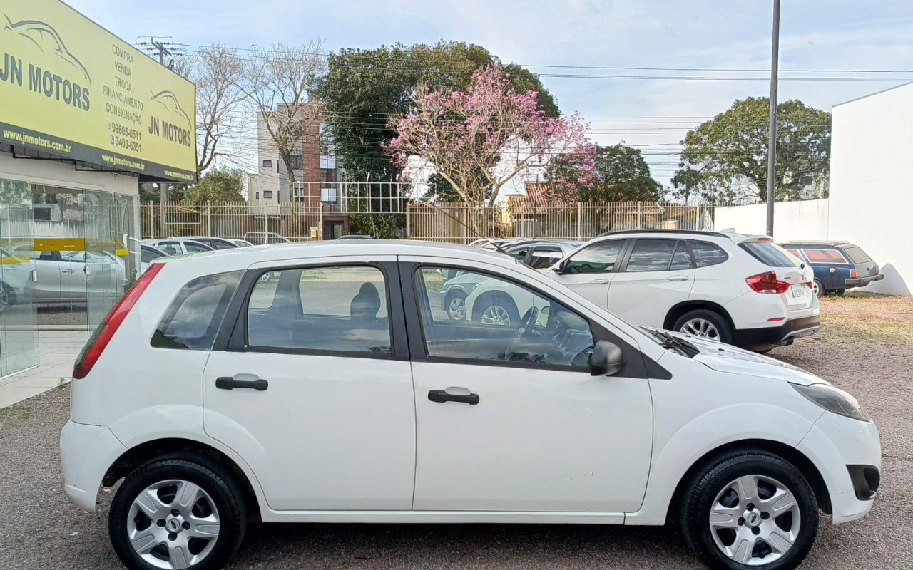 imagem-https://www.socarrao.com.br/sc-vehicle-images-prod/3045050/1785869807638-NjUwY2RmZGMtZDc1Yy00YjIyLWIwZDYtY2JkY2M1YzkyNTY1LmpwZw.jpg