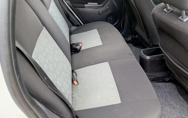 imagem-https://www.socarrao.com.br/sc-vehicle-images-prod/3045050/1785869808384-MzgxZGEyNWQtMDIwYy00ZWM0LWE1YWEtZWViZTMxMTQxZTVkLmpwZw.jpg