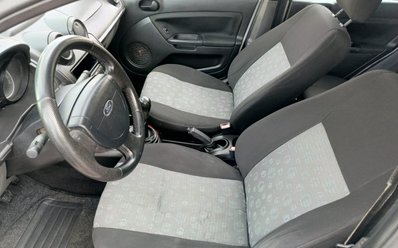 imagem-https://www.socarrao.com.br/sc-vehicle-images-prod/3045050/1785869808922-YTNjMDkzOTEtOGU1Mi00MTM5LWJkOTQtOWMyYzYwM2FiNmU4LmpwZw.jpg