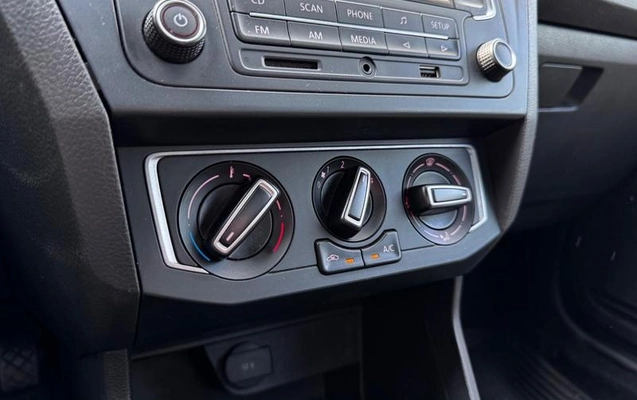 imagem-https://www.socarrao.com.br/sc-vehicle-images-prod/3045102/1786027260443-8336846_11_B_84473592ef.jpeg