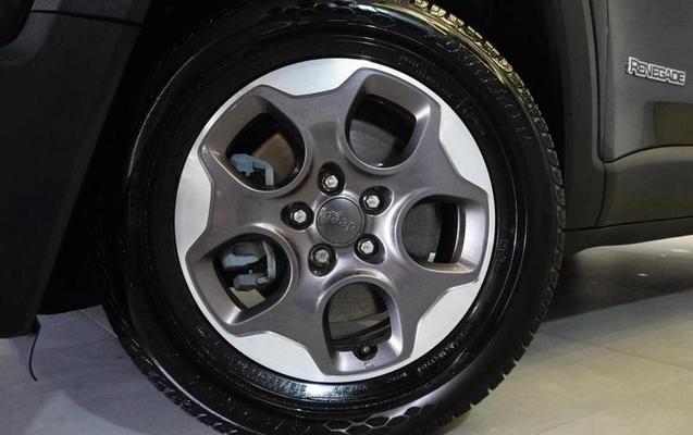 imagem-https://www.socarrao.com.br/sc-vehicle-images-prod/3045148/1789125070731-8348108_19_B_3189d11de3.jpeg