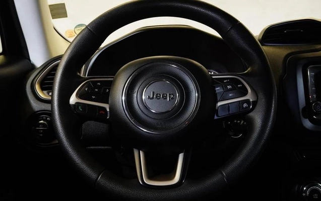 imagem-https://www.socarrao.com.br/sc-vehicle-images-prod/3045148/1789125070734-8348108_0_B_d078456676.jpeg