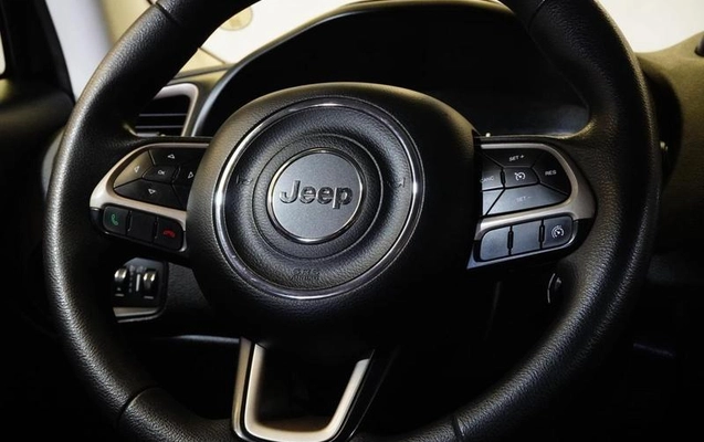 imagem-https://www.socarrao.com.br/sc-vehicle-images-prod/3045148/1789125070736-8348108_1_B_21d15b96a5.jpeg