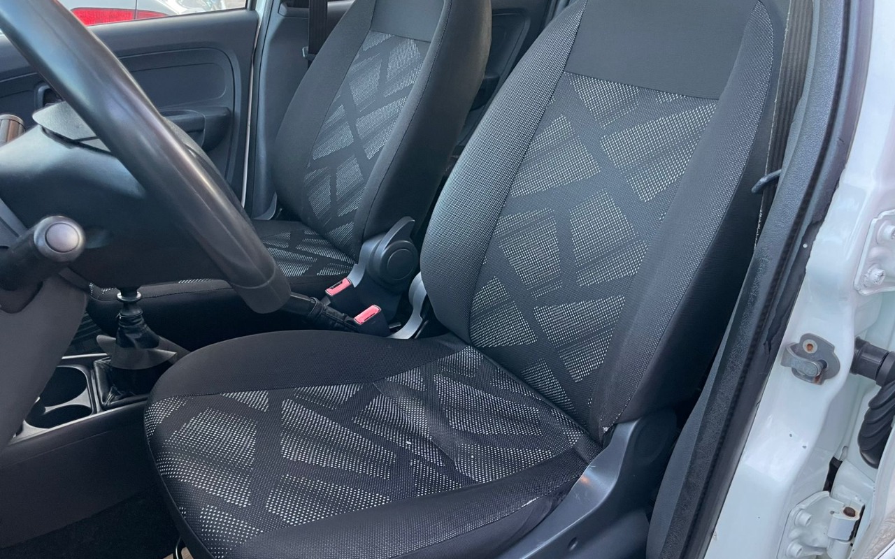 imagem-https://www.socarrao.com.br/sc-vehicle-images-prod/3045245/1785870632700-V2hhdHNBcHAgSW1hZ2UgMjAyNi0wNC0xNSBhdCA1LjUwLjAwIFBNICgzKS5qcGVn.jpeg