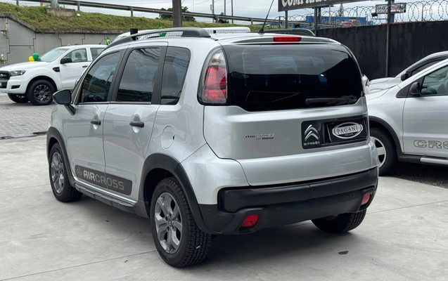 imagem-https://www.socarrao.com.br/sc-vehicle-images-prod/3045389/1785871056650-003_5e34aa792b534fb3b11ec4baeca52c5c.jpeg
