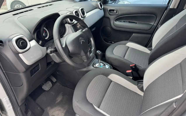 imagem-https://www.socarrao.com.br/sc-vehicle-images-prod/3045389/1785871056661-003_56feaa3b5b81898f7215a75791fb8028.jpeg