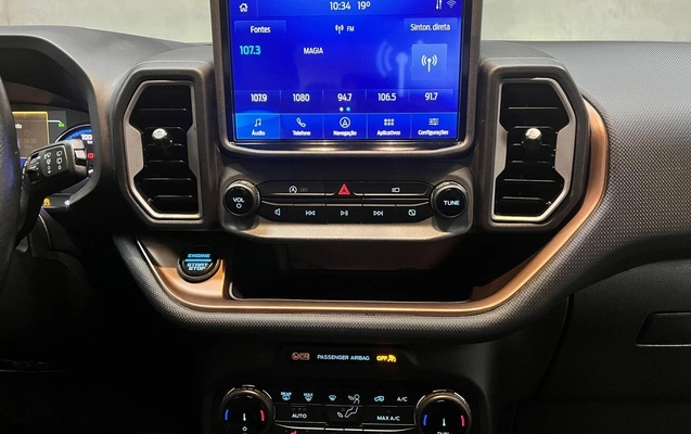 imagem-https://www.socarrao.com.br/sc-vehicle-images-prod/3045400/1787423534028-bc4bc6fa-5b96-44a2-93b3-dd20a60d9e9a.jpg