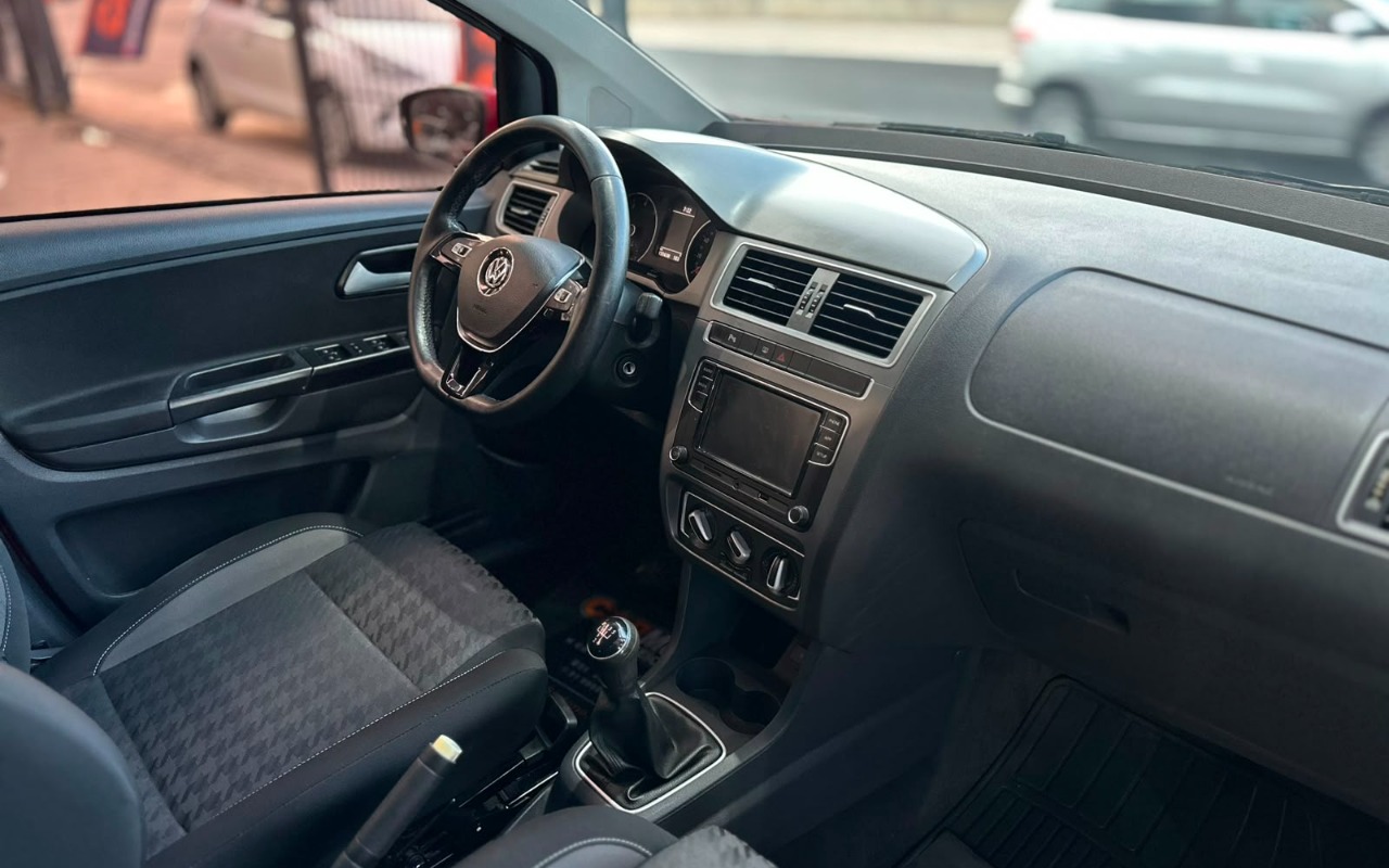 imagem-https://www.socarrao.com.br/sc-vehicle-images-prod/3045433/1785871117833-V2hhdHNBcHAgSW1hZ2UgMjAyNi0wOC0wNCBhdCAxNS41OC4xMyAoMSkuanBlZw.jpeg