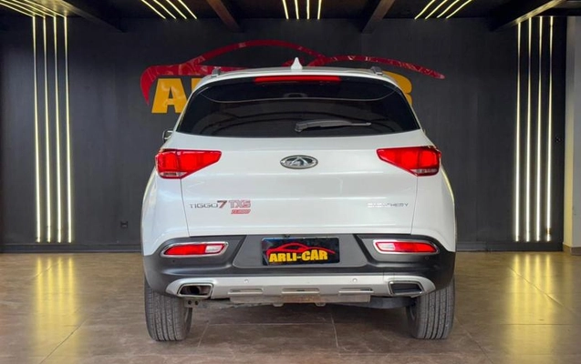 imagem-https://www.socarrao.com.br/sc-vehicle-images-prod/3045509/1790252810211-8348249_5_B_d4ae20de24.jpeg