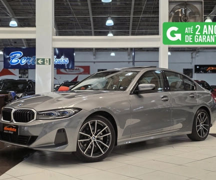 BMW 320i 2025 Cinza — foto 1 de 3