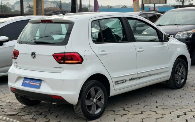 imagem-https://www.socarrao.com.br/sc-vehicle-images-prod/3045904/1785873026076-69436a7241d1027d3.jpeg
