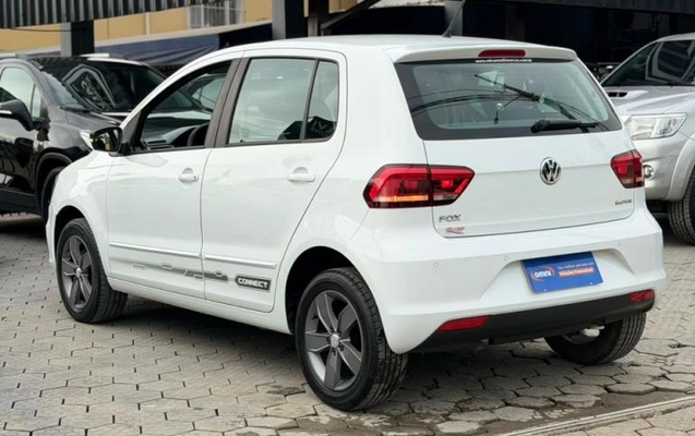 imagem-https://www.socarrao.com.br/sc-vehicle-images-prod/3045904/1785873026079-69436a7241cc37b62.jpeg