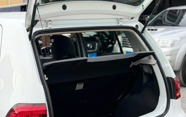imagem-https://www.socarrao.com.br/sc-vehicle-images-prod/3045904/1785873026080-69436a7241ccb7a7d.jpeg