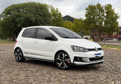 Volkswagen Fox 2022 Branco — foto 1 de 3