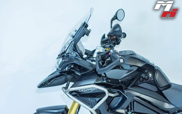 imagem-https://www.socarrao.com.br/sc-vehicle-images-prod/3045944/1788355083392-8348538_11_B_e5518f108f.jpeg