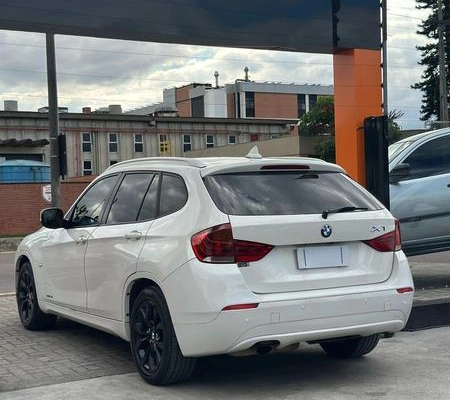imagem-https://www.socarrao.com.br/sc-vehicle-images-prod/3046039/1786719066263-8148691_8_B_1d3edbb9fc.jpeg