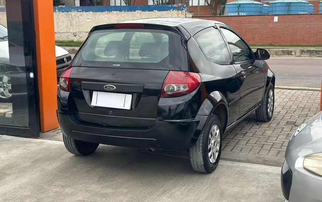 imagem-https://www.socarrao.com.br/sc-vehicle-images-prod/3046062/1787063375102-8141576_0_B_dcaa75a051.jpeg