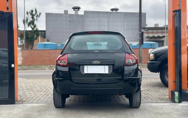 imagem-https://www.socarrao.com.br/sc-vehicle-images-prod/3046062/1787063375108-8141576_12_B_5966da2bdc.jpeg