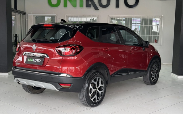 imagem-https://www.socarrao.com.br/sc-vehicle-images-prod/3046071/1785873693702-003_57d24fc9012143ba591dd4ec5d19b802.jpeg