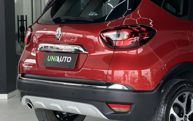 imagem-https://www.socarrao.com.br/sc-vehicle-images-prod/3046071/1785873693703-003_43cd4000c7b710f2b7c7782859900ebc.jpeg