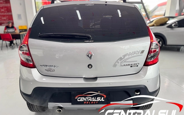 imagem-https://www.socarrao.com.br/sc-vehicle-images-prod/3046112/1788274542388-b69405f37230459f966a1566ae2c31ea_1785873683757.jpg