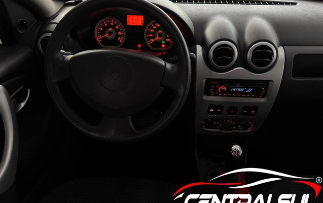 imagem-https://www.socarrao.com.br/sc-vehicle-images-prod/3046112/1788274542390-c46818a4d7d34b258a0ca17167b6a446_1785873683767.jpg