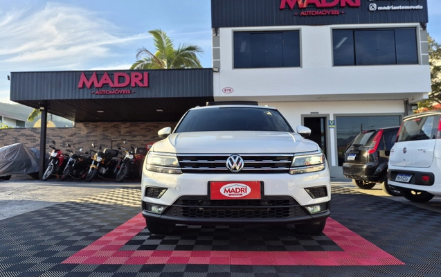 imagem-https://www.socarrao.com.br/sc-vehicle-images-prod/3046149/1788188259056-003_f2af0a24d6716b692cb2fce0423901dd.jpg