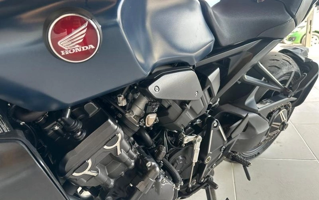 imagem-https://www.socarrao.com.br/sc-vehicle-images-prod/3046154/1787347444604-8345635_7_B_bd08812e2f.jpeg