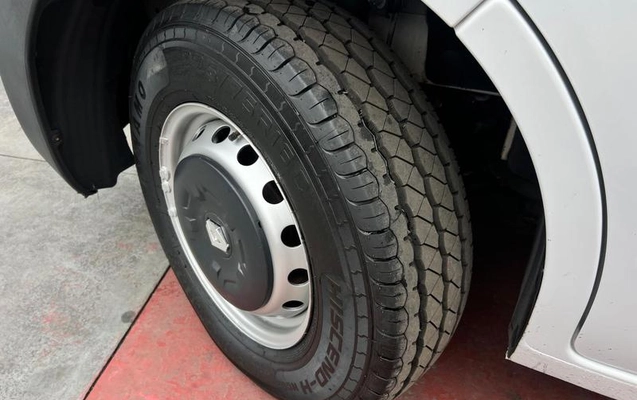 imagem-https://www.socarrao.com.br/sc-vehicle-images-prod/3046207/1789591885935-8285095_13_B_c4fb496275.jpeg