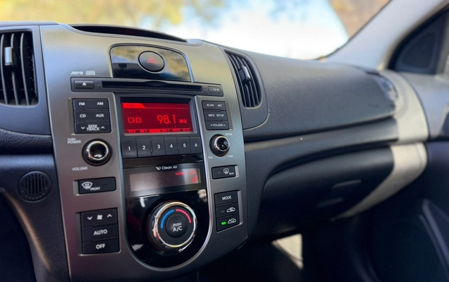 imagem-https://www.socarrao.com.br/sc-vehicle-images-prod/3046211/1786648300432-e592aee7-4681-46c0-ac93-5cd33d7cfad6.jpg