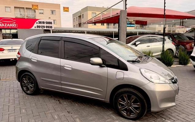 imagem-https://www.socarrao.com.br/sc-vehicle-images-prod/3046213/1786042007995-8348237_6_B_bed2726b87.jpeg