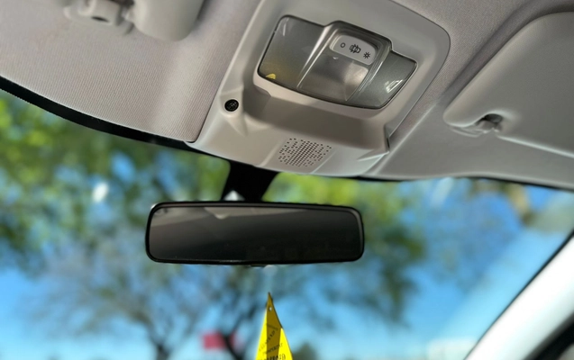 imagem-https://www.socarrao.com.br/sc-vehicle-images-prod/3046459/1785875214207-3625a9b3-70be-4cd9-aa90-badb3205f6da.jpg