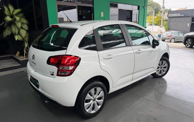 imagem-https://www.socarrao.com.br/sc-vehicle-images-prod/3046497/1789149618741-gb-d486de9.jpeg