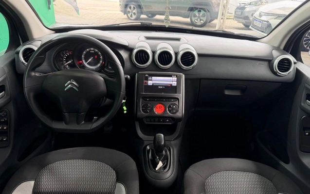 imagem-https://www.socarrao.com.br/sc-vehicle-images-prod/3046497/1789149618753-gb-97896f6.jpeg