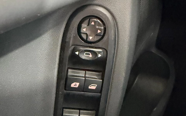 imagem-https://www.socarrao.com.br/sc-vehicle-images-prod/3046497/1789149618766-gb-659a877.jpeg