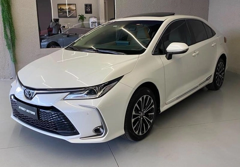 Toyota Corolla 2024 Branco — foto 1 de 3