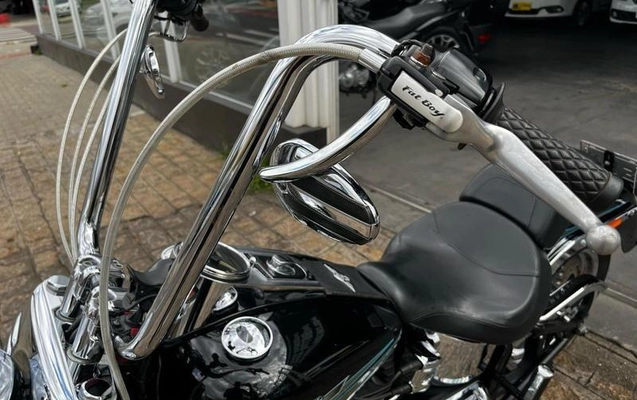 imagem-https://www.socarrao.com.br/sc-vehicle-images-prod/3046579/1787167143073-8348756_1_B_39391945c2.jpeg