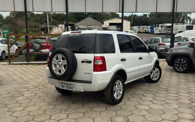 imagem-https://www.socarrao.com.br/sc-vehicle-images-prod/3046781/1785876519262-sRdmsWbjii1UMDZu5XXq1PaznUWs9W6c.jpg
