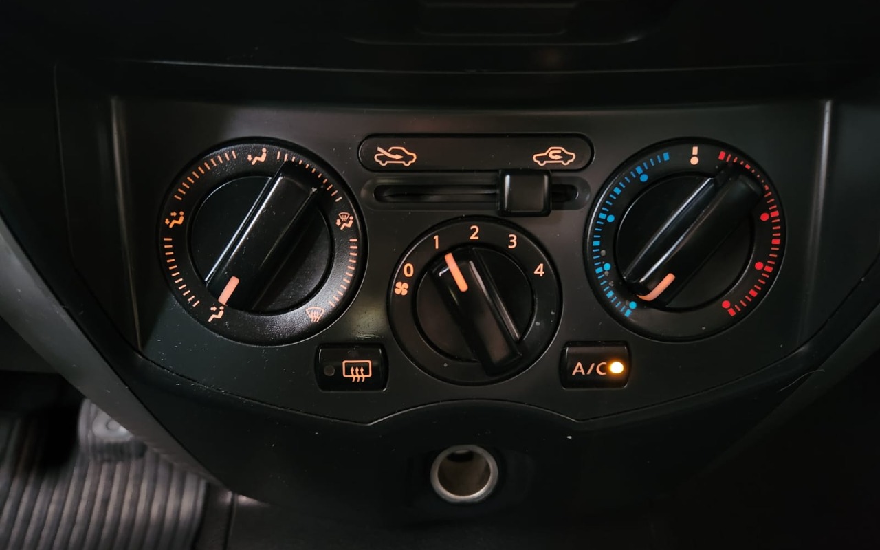 imagem-https://www.socarrao.com.br/sc-vehicle-images-prod/3046839/1785876745801-V2hhdHNBcHAgSW1hZ2UgMjAyNi0wOC0wNCBhdCAxNy4yOS4xMCAoMSkuanBlZw.jpeg