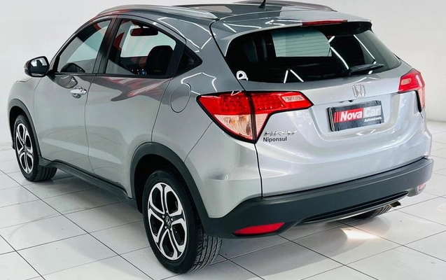 imagem-https://www.socarrao.com.br/sc-vehicle-images-prod/3046938/1789579838238-8349005_5_B_bd761589dd.jpeg