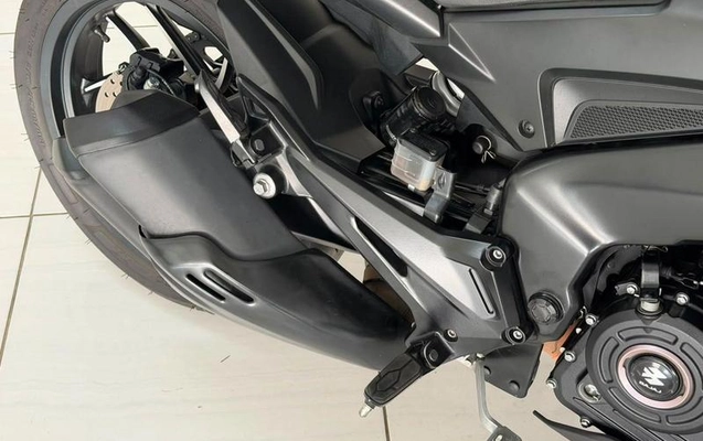 imagem-https://www.socarrao.com.br/sc-vehicle-images-prod/3046982/1789510752945-8349012_3_B_0f10fda60f.jpeg