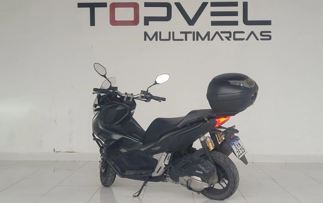 imagem-https://www.socarrao.com.br/sc-vehicle-images-prod/3047235/1785878554175-003_34f46e6a5e3874a027cb0eb831feb9ec.jpeg