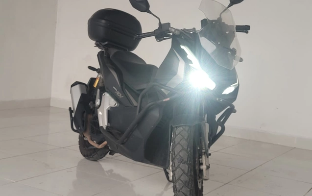 imagem-https://www.socarrao.com.br/sc-vehicle-images-prod/3047235/1785878554183-003_3960fcbd695ebf24d05646399864eef9.jpeg