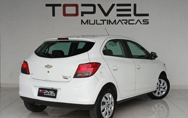 imagem-https://www.socarrao.com.br/sc-vehicle-images-prod/3047314/1785878889759-003_30f10299d46acadfba281fc1995701a2.jpeg