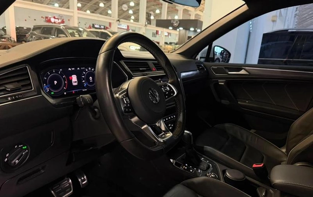 imagem-https://www.socarrao.com.br/sc-vehicle-images-prod/3047327/1789072656872-8346577_11_B_554c40296d.jpeg