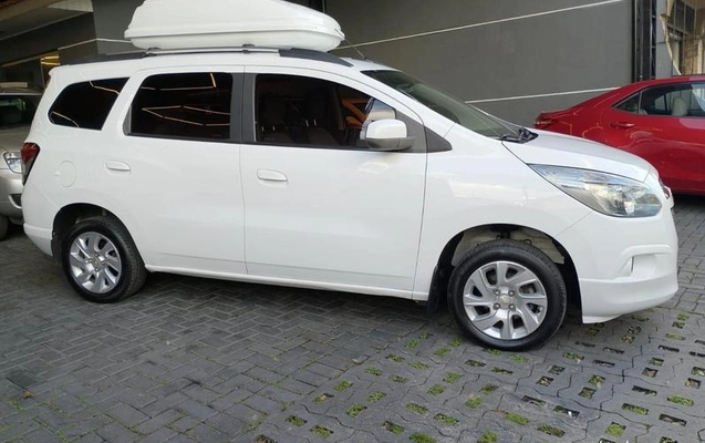 imagem-https://www.socarrao.com.br/sc-vehicle-images-prod/3047372/1789591891748-8318283_1_B_5d86c6199c.jpeg