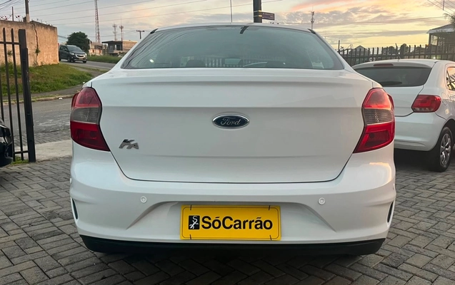 imagem-https://www.socarrao.com.br/sc-vehicle-images-prod/3047407/1785944932303-MGU5ZWYxMmItMDZlYi00YWEyLTg4MGEtNmYyMTE3YjBmNjQ3LmpwZWc.jpeg