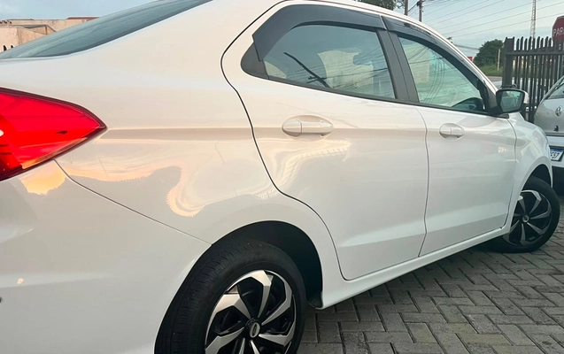 imagem-https://www.socarrao.com.br/sc-vehicle-images-prod/3047407/1785944932990-NzFhODc5NWEtODE4Yi00NDk5LWE1MDQtZTljYTc3ZmM4YWUyLmpwZWc.jpeg