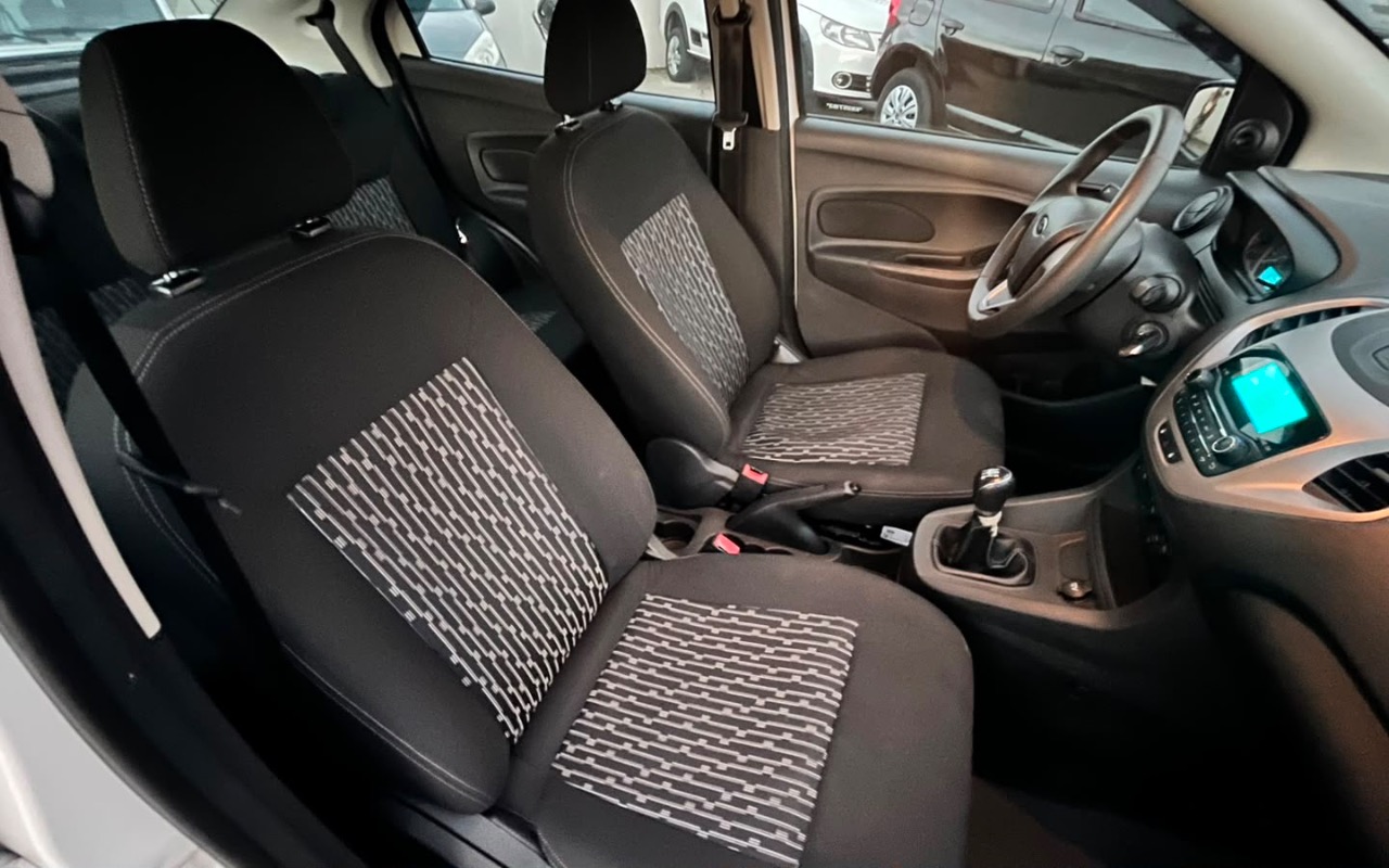 imagem-https://www.socarrao.com.br/sc-vehicle-images-prod/3047407/1785944933170-NTMyNjQ4NjMtZTM1Ni00ZmIyLTg3NjEtZjkyNThlODI0ZGZlLmpwZWc.jpeg