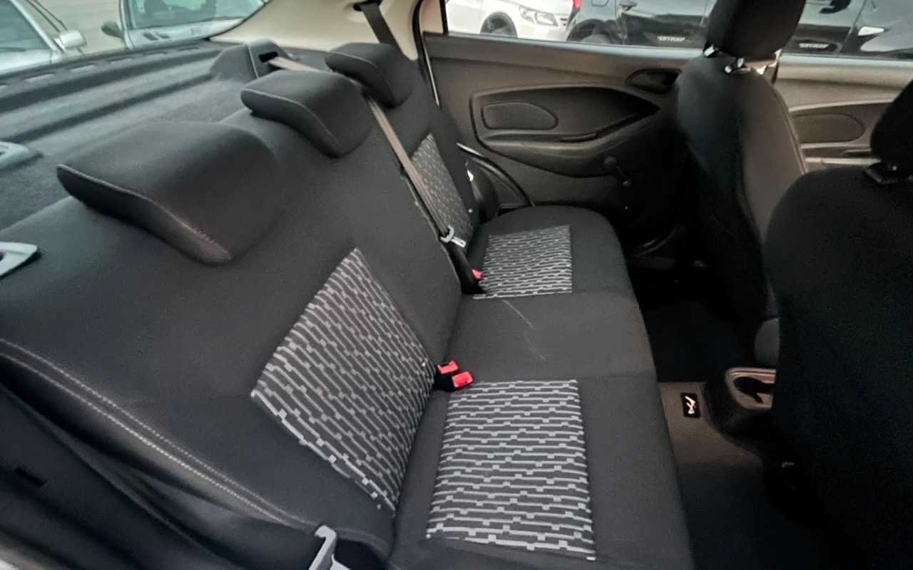imagem-https://www.socarrao.com.br/sc-vehicle-images-prod/3047407/1785944933247-NDU5YzMxMjAtMDBlZC00MTQ2LWE4ZTQtNWJmNjUyMzRhMzcwLmpwZWc.jpeg